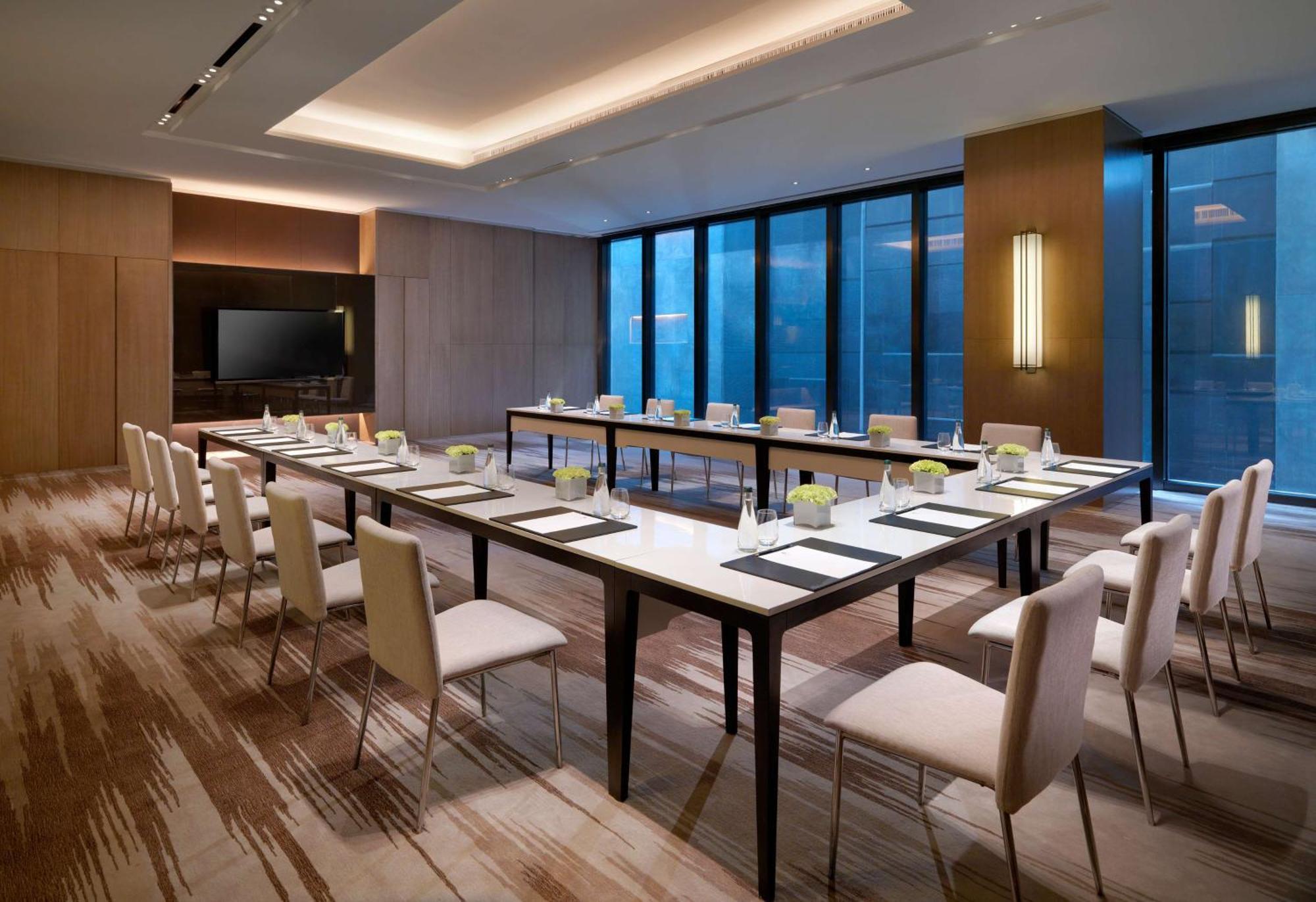 Hyatt Regency Tianjin East Hotel Exterior foto