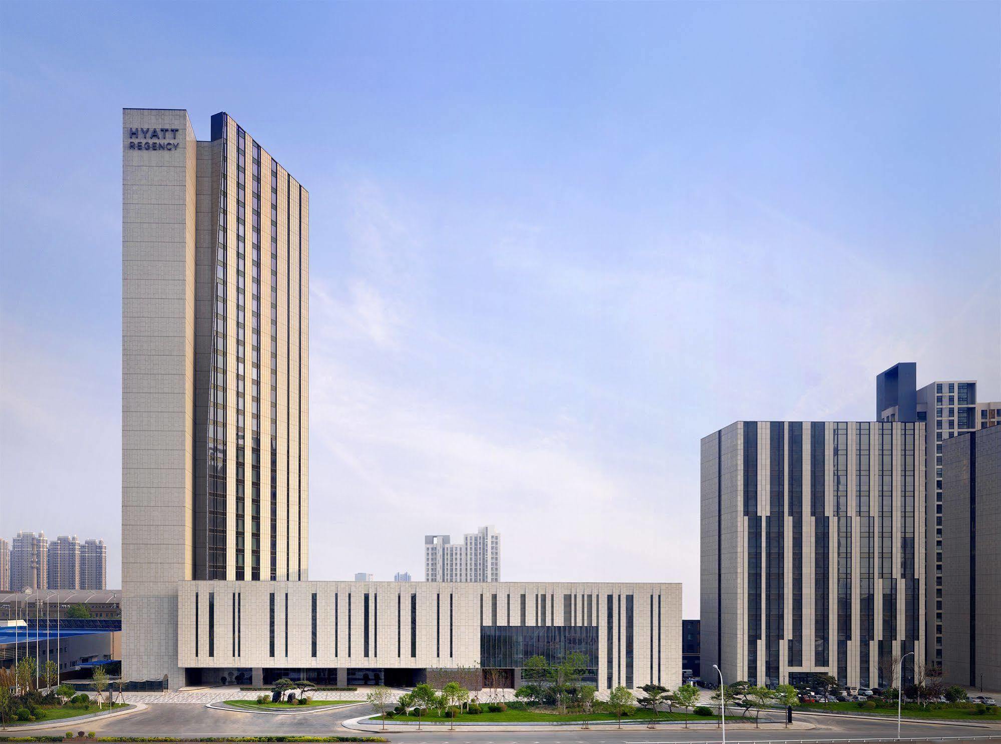 Hyatt Regency Tianjin East Hotel Exterior foto
